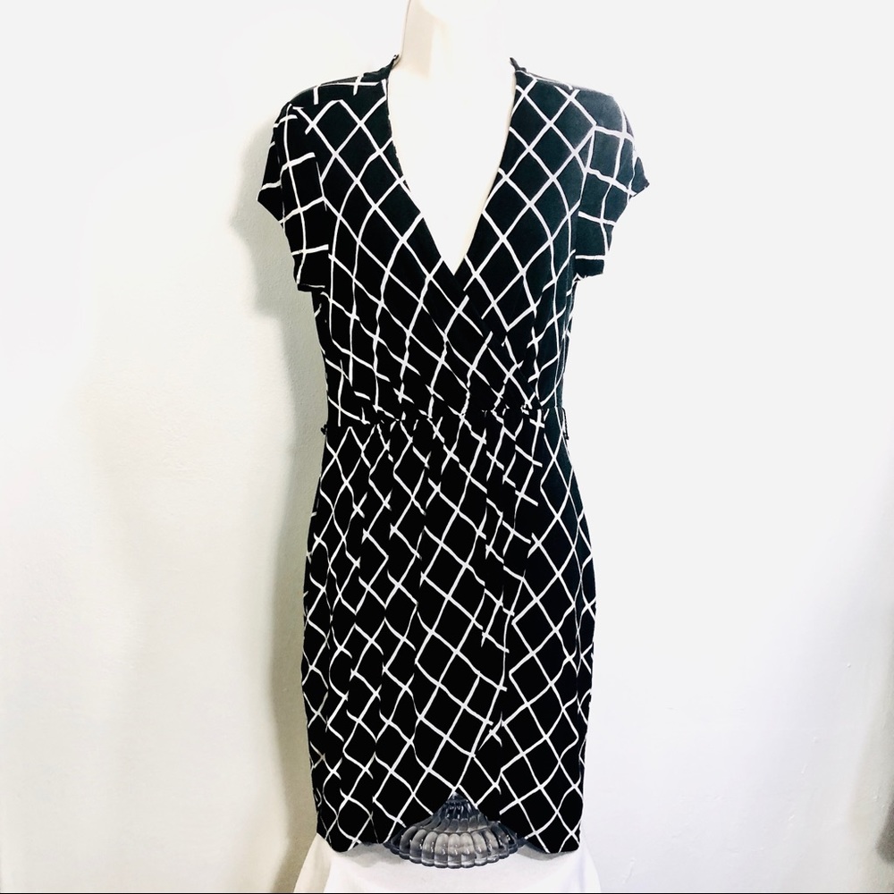 african dress Sarah Print 3XL markdown Size:50 Long The flowy silhouette is Black Halter Backless Long